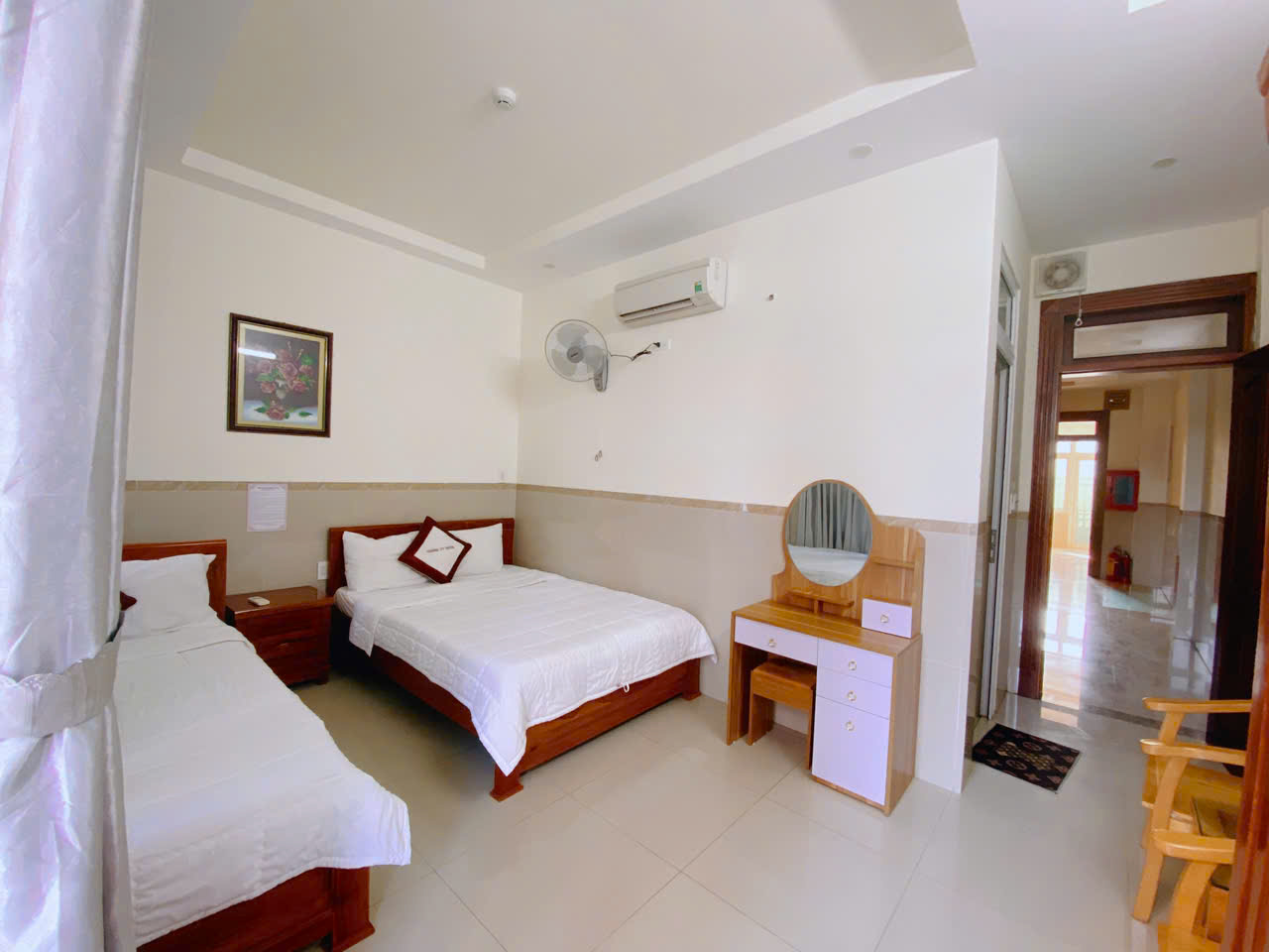 Giường đẹp & sạch sẽ - tiện ích khách sạn Hoàng Vy